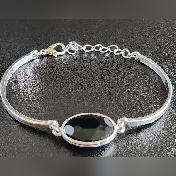 Silver Bracelet with Black Stone Adjustable - Picture 1 of 5